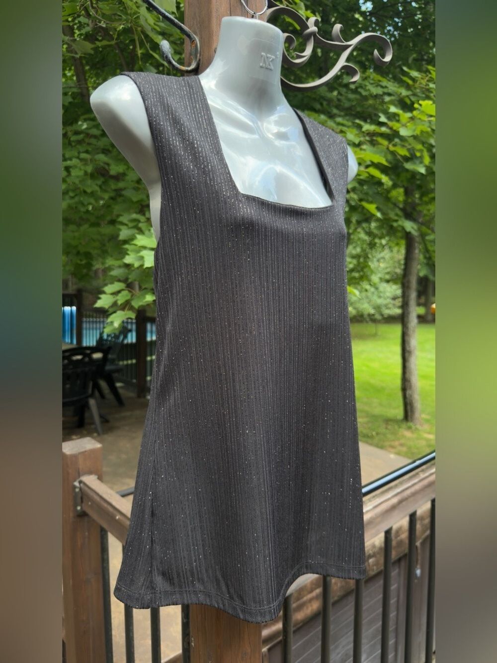 • Colori Black Shimmer Sleeveless Top Made in Canada | Size Large - Picture 4 of 10